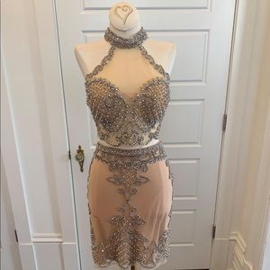 Sherri Hill Nude cocktail homecoming pageant dress